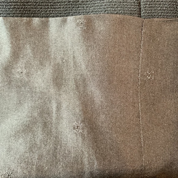 Vintage CHANEL Black Wool Silk Knee Length Skirt CC Logo Lining CC Buttons🖤 - Picture 9 of 16